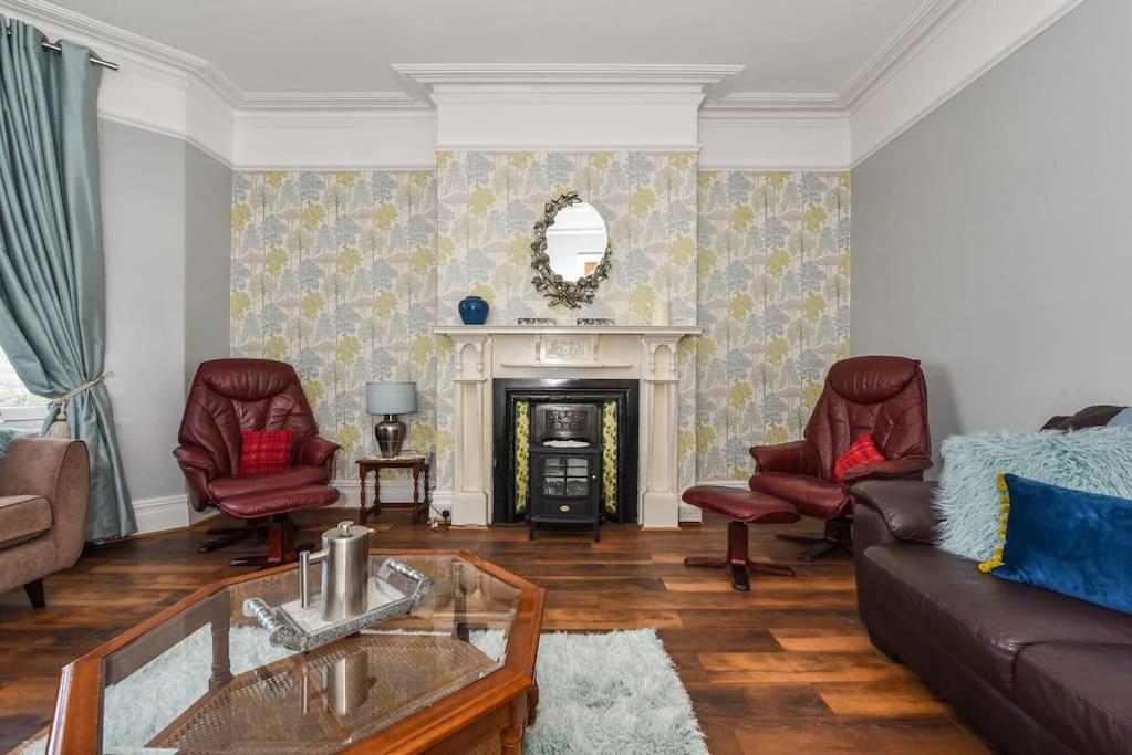 Traditional 3-Bed Property In Pontcanna With Parking Cardiff Exterior photo