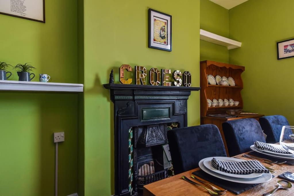 Traditional 3-Bed Property In Pontcanna With Parking Cardiff Exterior photo