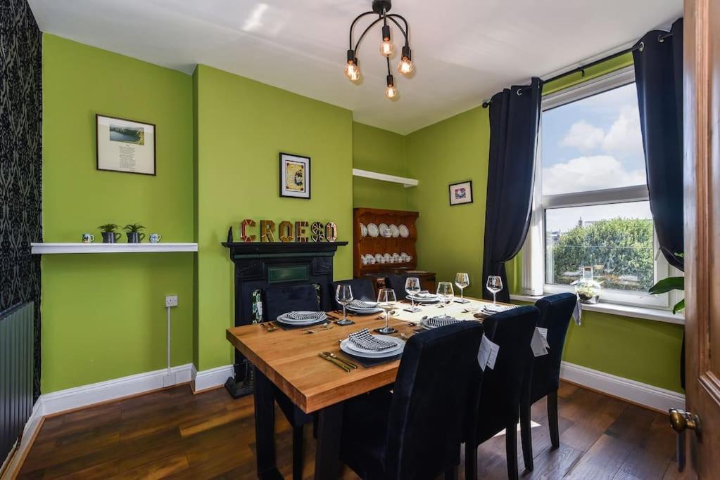 Traditional 3-Bed Property In Pontcanna With Parking Cardiff Exterior photo
